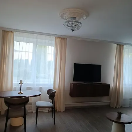 بيت ضيافة Sveciu Namai Lanko G. 4*